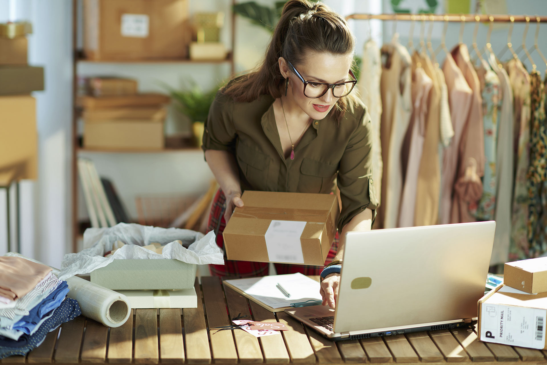 E-commerçant : <br>faites de la livraison <br> un moteur de votre croissance